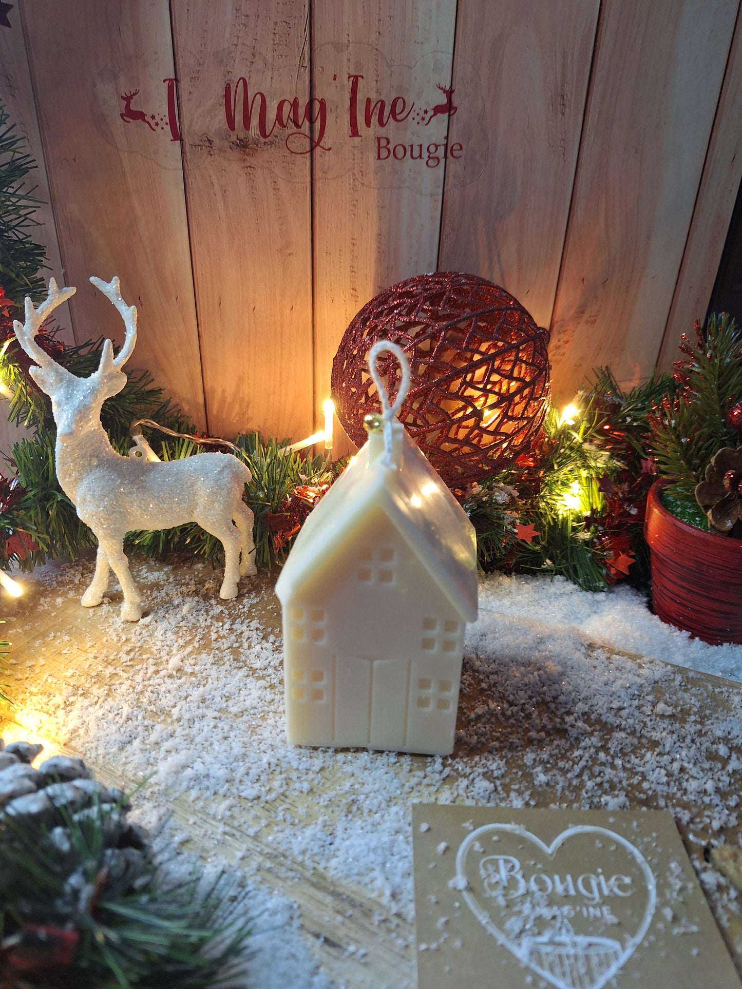 Maison Enchantée – Bougie de Noël artisanale parfumée