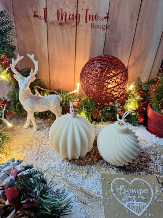Duo de Boules de Noël en Cire – Droite & Spirale