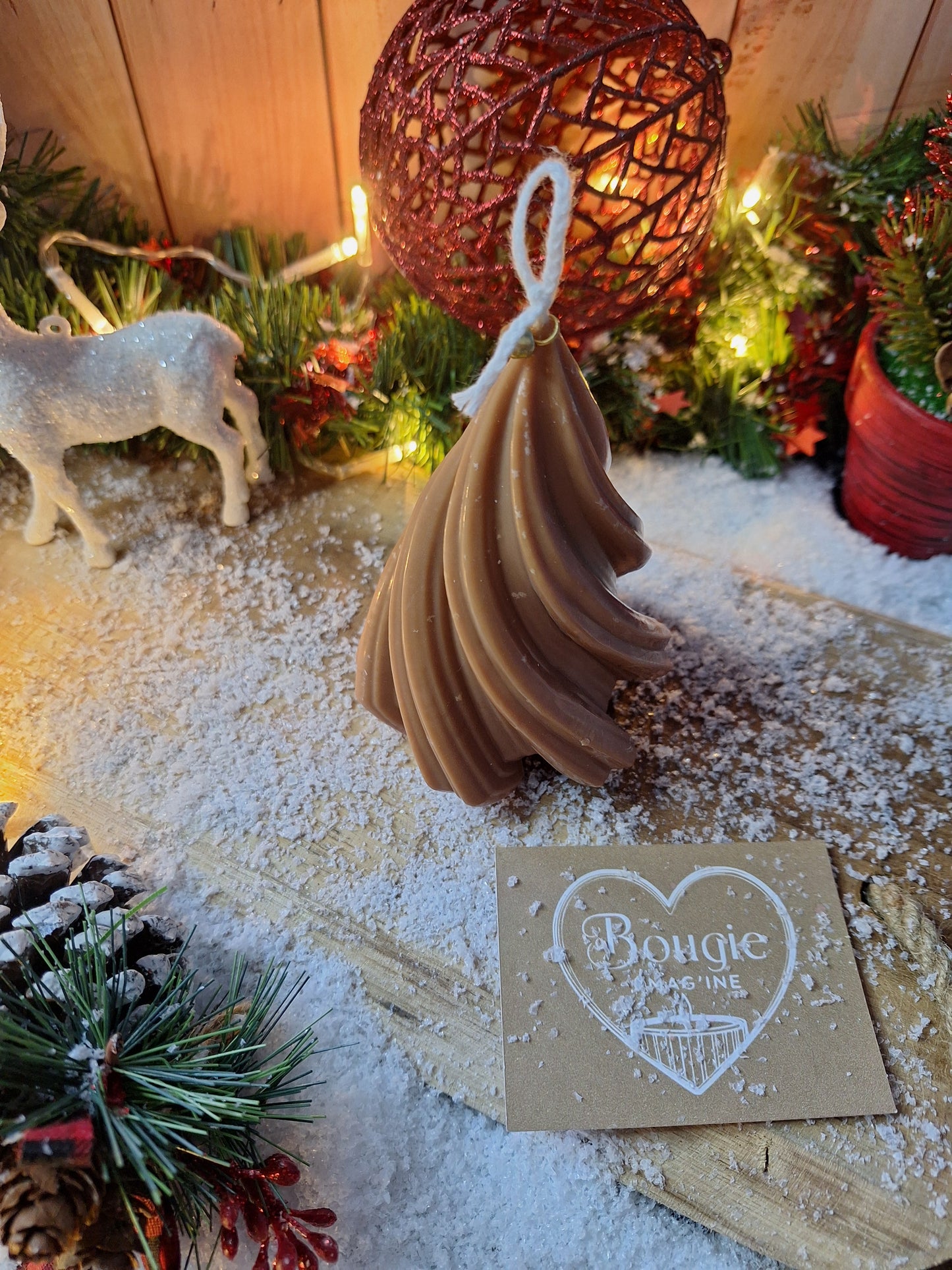 Bougie Sapin Spiral – Artisanale & parfumée