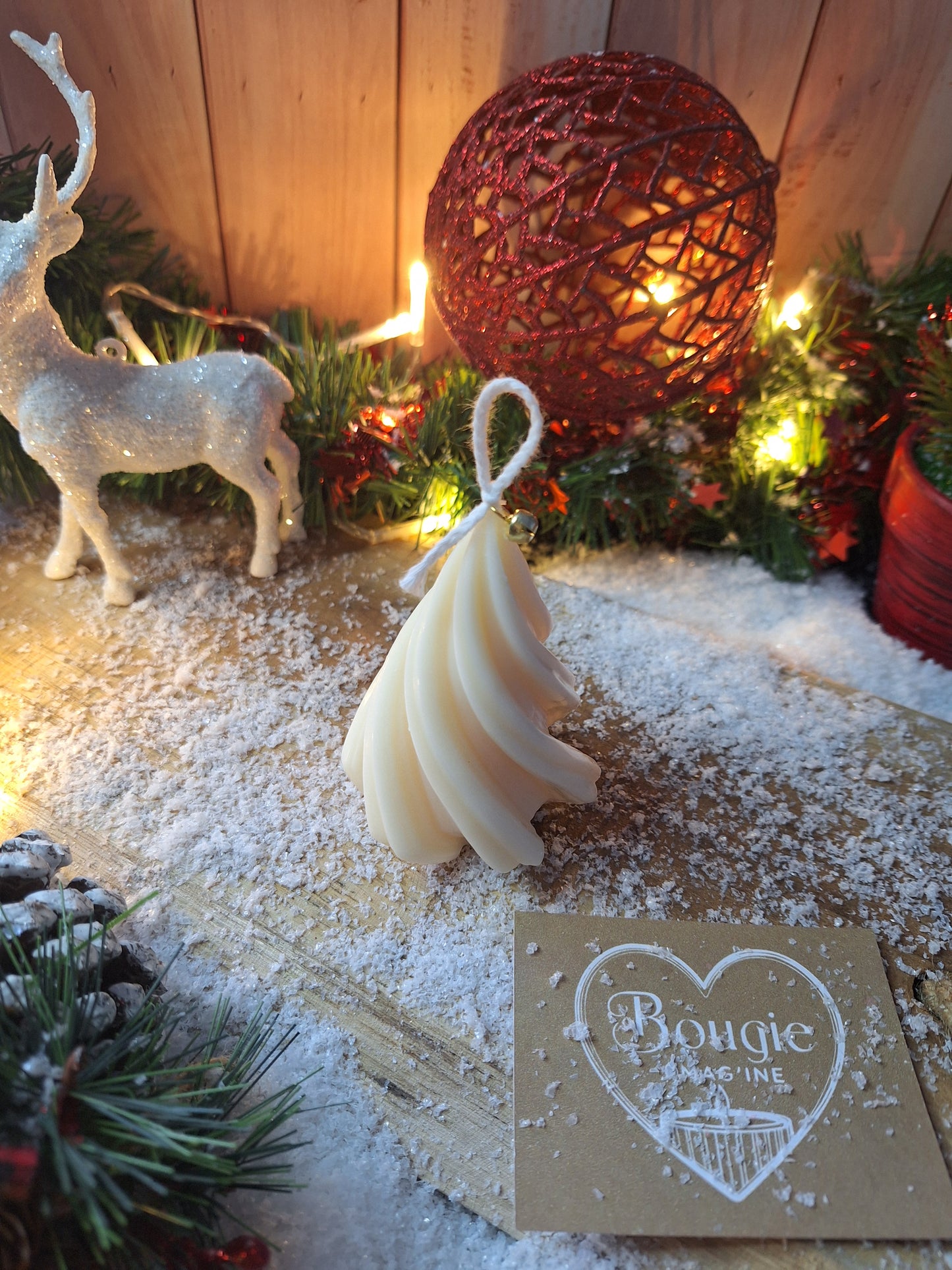 Bougie Sapin Spiral – Artisanale & parfumée