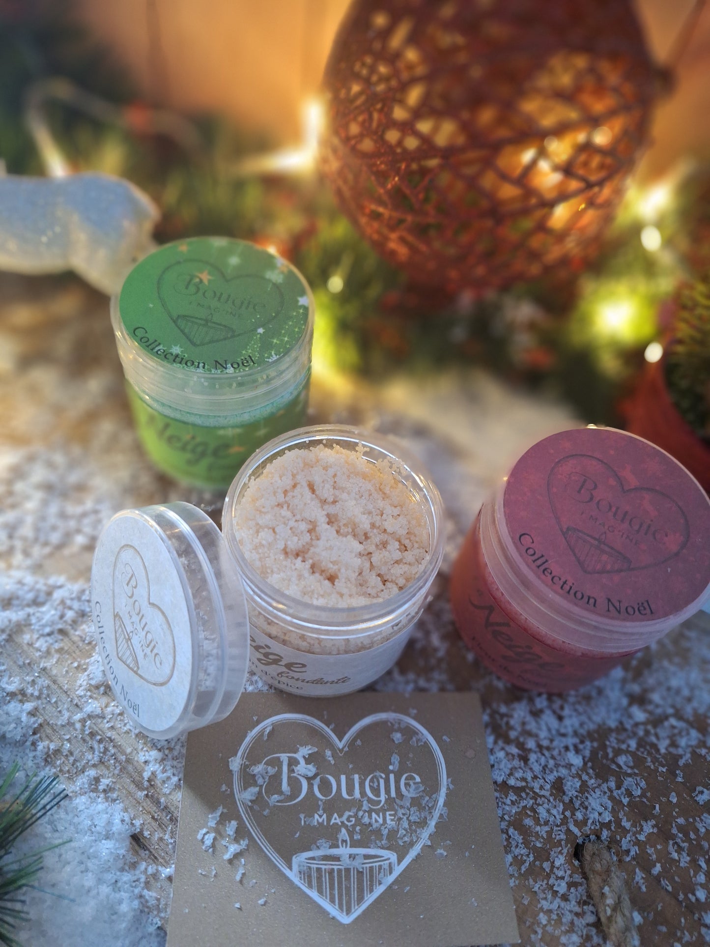 Neige Fondante – Poudre parfumée de Noël à faire fondre