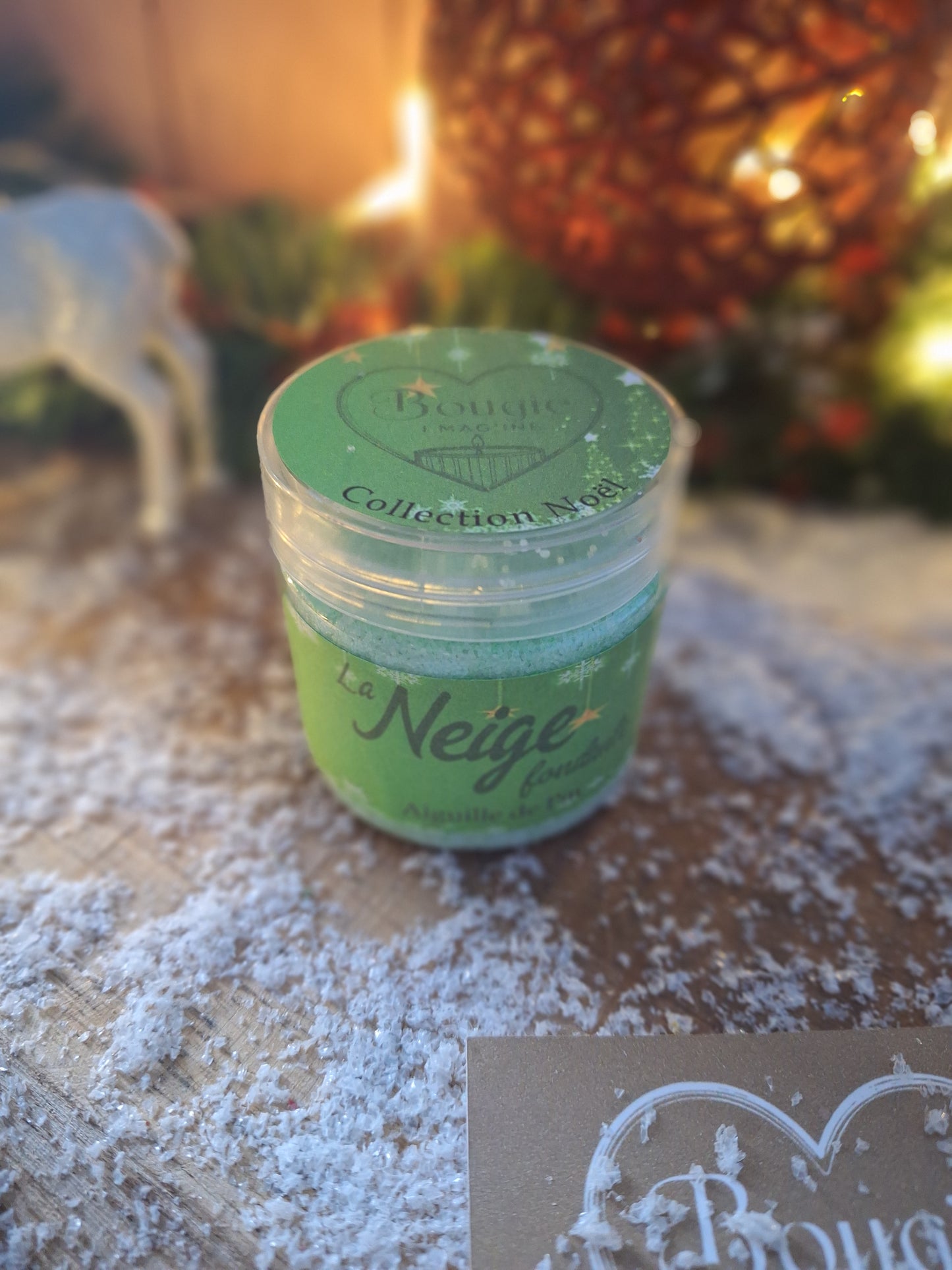 Neige Fondante – Poudre parfumée de Noël à faire fondre