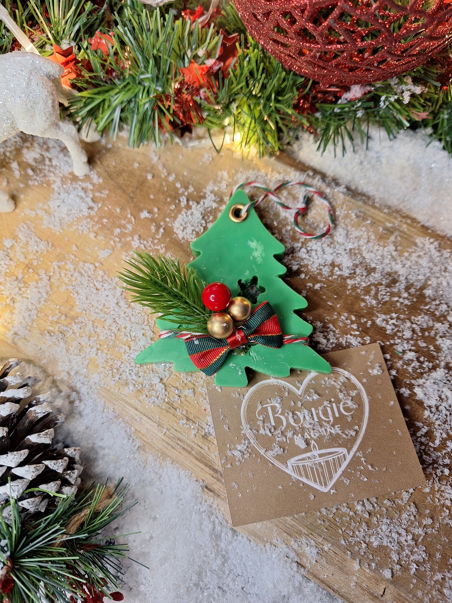 Mini Sapin Parfumé – “Étoile de Forêt”